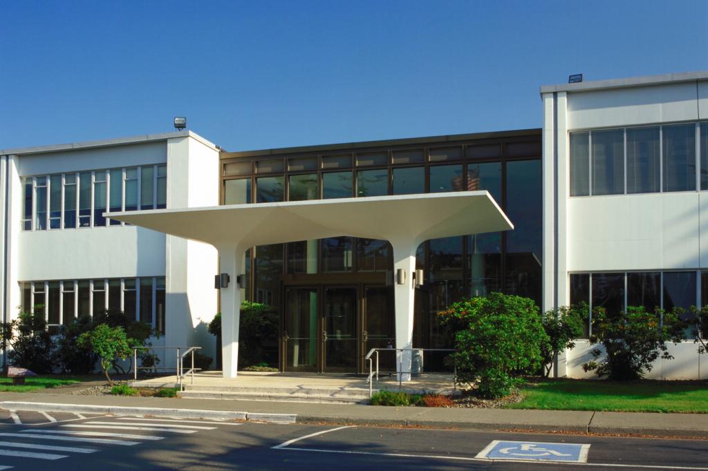 Photo of Auburn Federal Office Building 