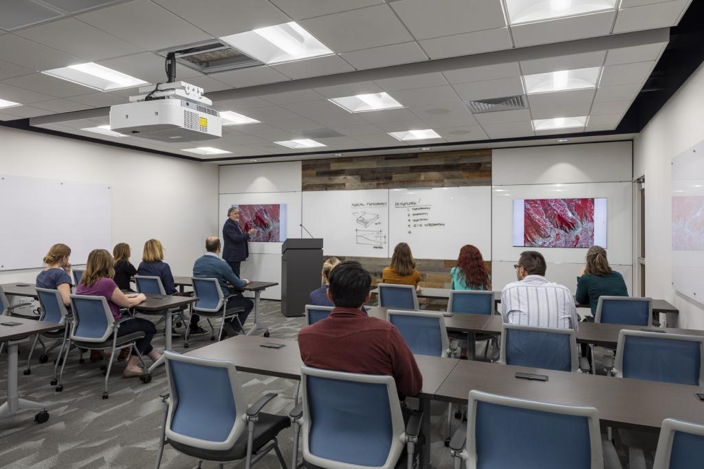 Training room in the USDA Wallace F. Bennett Federal Building Interior 