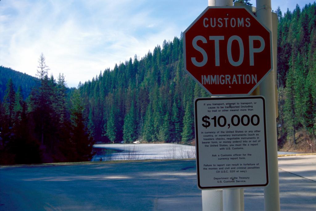 Photo of Metaline Falls U.S. Border Station